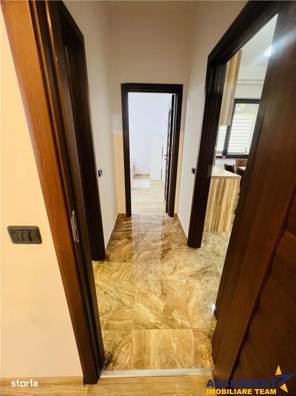 Apartament cu 3 camere, mobilat în Tractorul