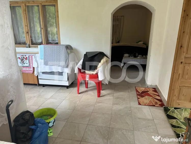 Casă cu 3 camere cu Teren 5517 Mp în Șinca