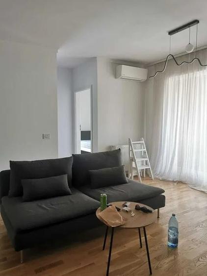 Apartament cu 2 camere, mobilat în Jiului