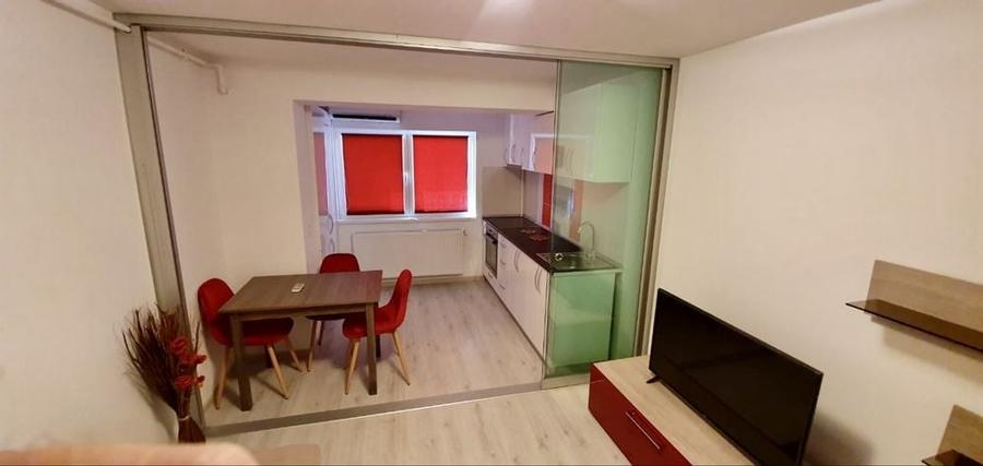 Apartament cu 2 camere decomandat în Cățelu