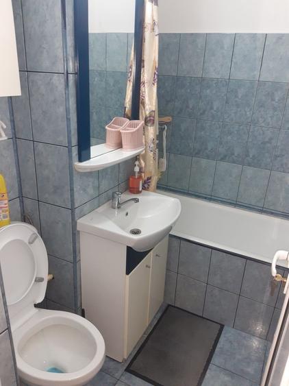 Garsonieră decomandată în Ostroveni