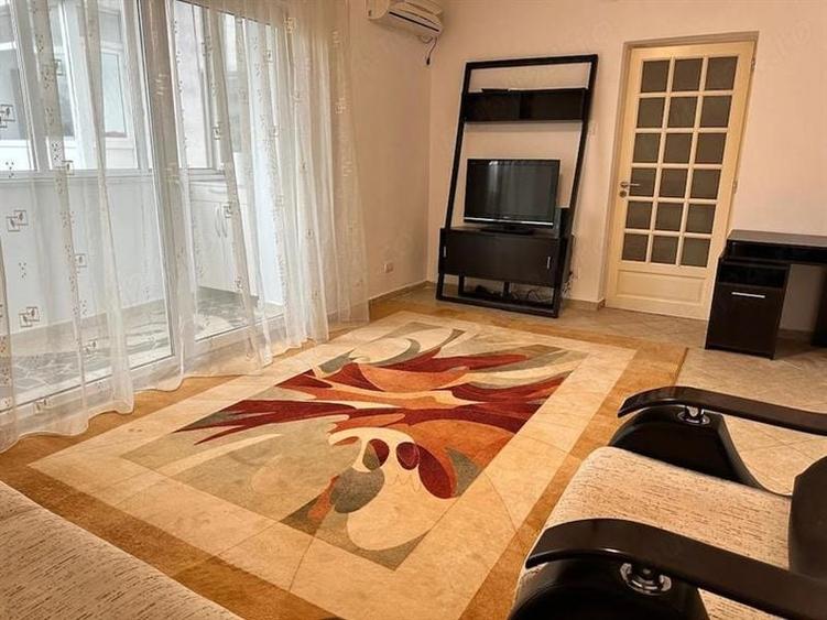 Apartament cu 2 camere decomandat în Dorobanți