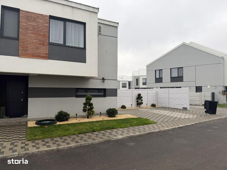 Casă cu 4 camere cu Teren 286 Mp în Central