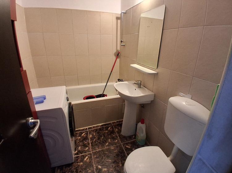 Garsonieră decomandată în Frumoasa