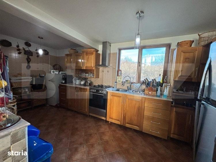 Casă cu 4 camere în Viforâta