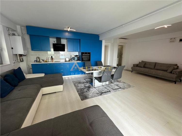 Apartament cu vedere la mare de vanzare in Wave 2 Mamaia - plaja Azimuth - 1
