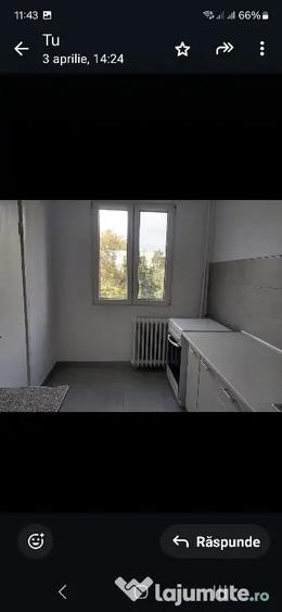 Apartament cu 3 camere decomandat în Apusului