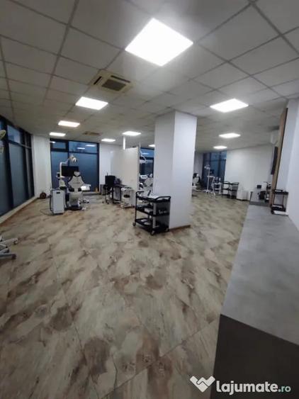 Spațiu comercial, de 135 mp, în Rovine