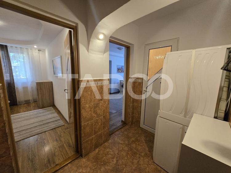 Apartament cu 3 camere semidecomandat, mobilat în Țiglari