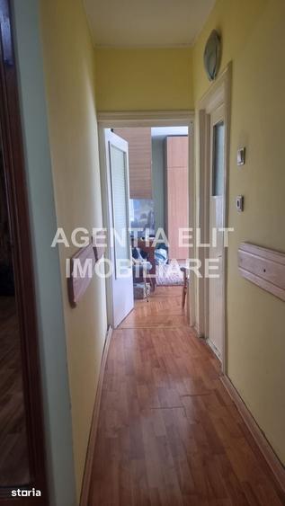 Apartament cu 3 camere decomandat în Ultracentral
