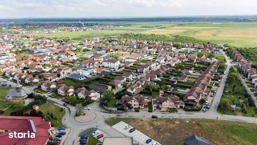 Teren de 700 mp, în Vladimirescu