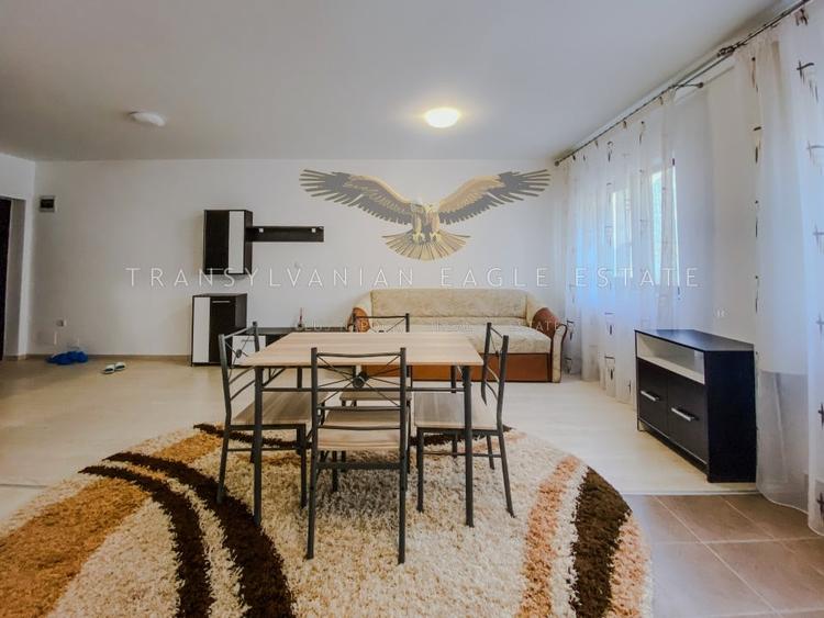 Apartament cu 2 camere semidecomandat, mobilat în Mănăștur