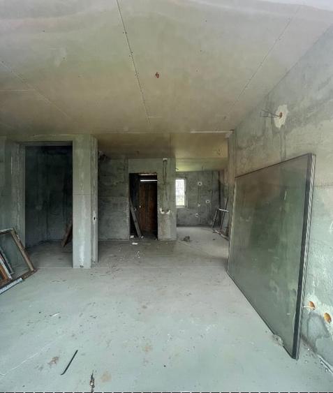 Casă individuală cu 3 camere cu Teren 350 Mp în Central
