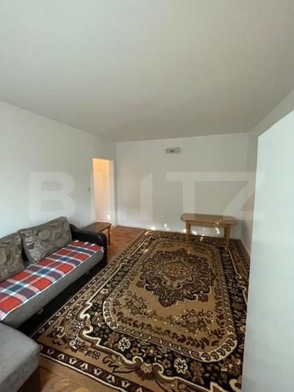 Apartament cu 3 camere decomandat, mobilat în George Enescu