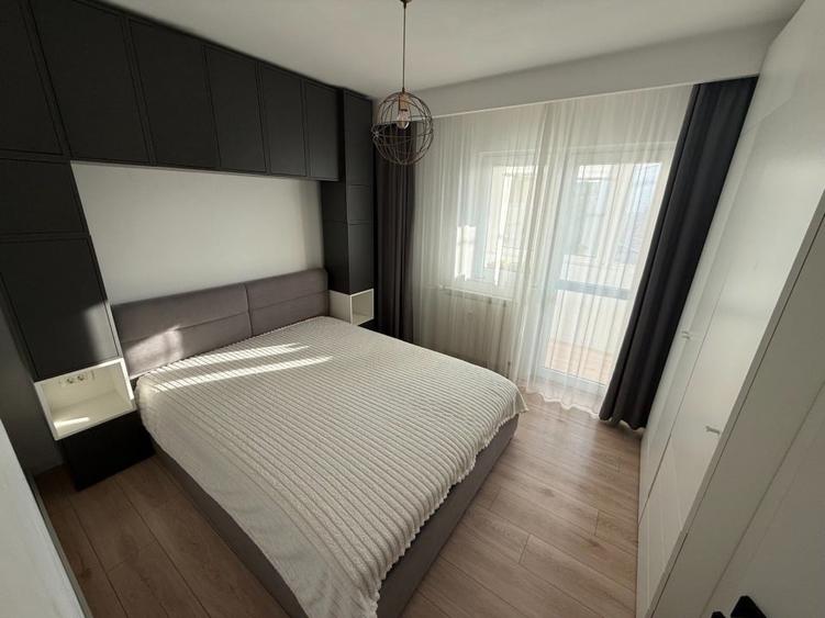 Apartament cu 3 camere decomandat, mobilat în Moșilor