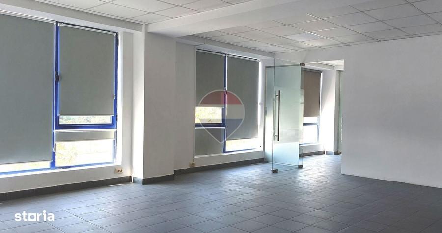 Spațiu comercial, de 160 mp, în Central