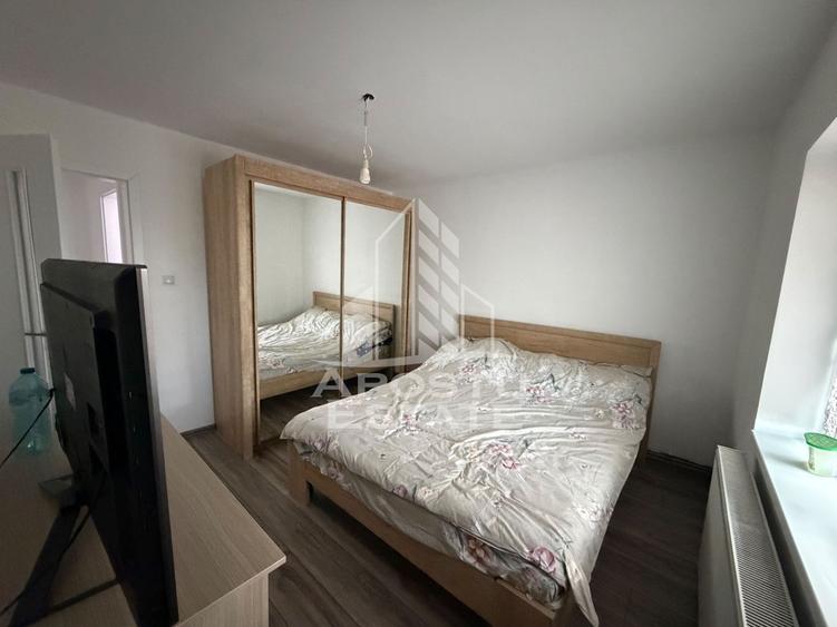 Apartament cu 3 camere decomandat, mobilat în Bucovina