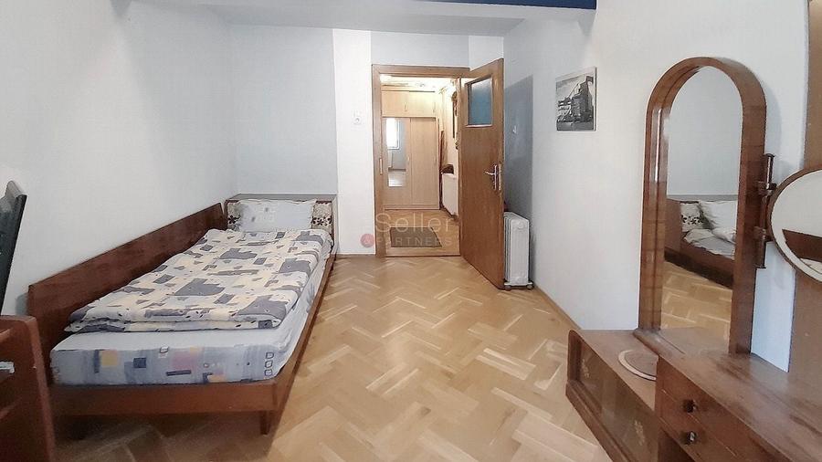 Garsonieră decomandată în Central