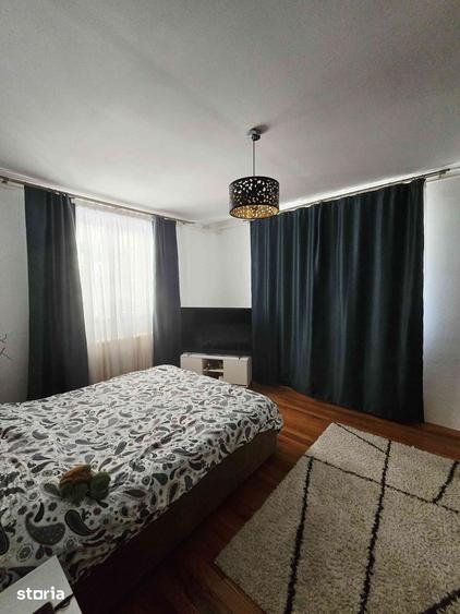 Casă cu 4 camere cu Teren 1000 Mp în Smârdan