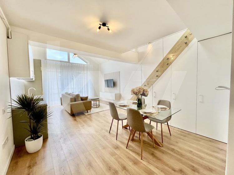 Apartament cu 2 camere semidecomandat în Cristian