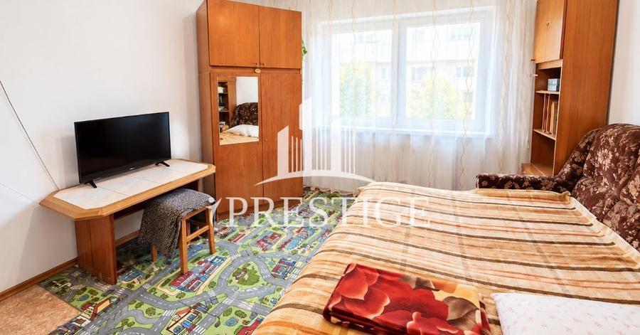 Apartament cu 2 camere decomandat, mobilat în Vasile Aaron
