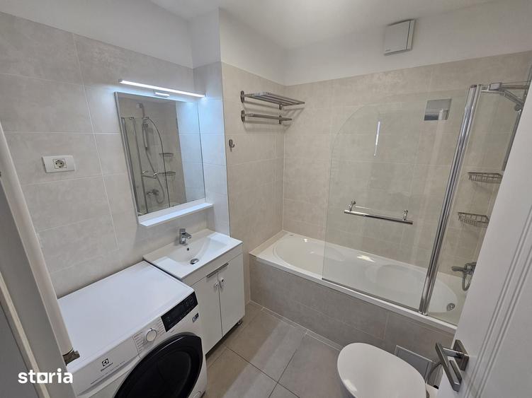 Apartament cu 3 camere decomandat în Iancului