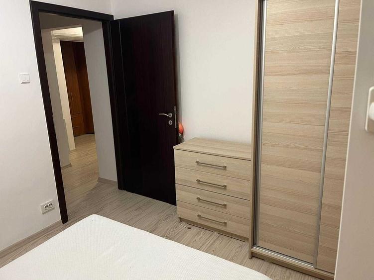Apartament cu 3 camere decomandat în Militari