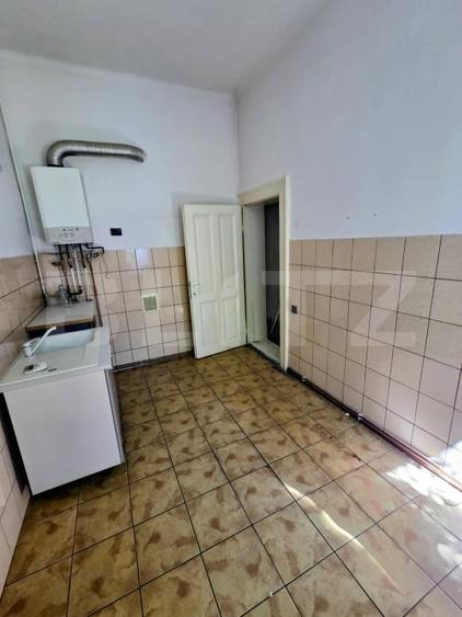 Spațiu comercial, de 110 mp, în Central