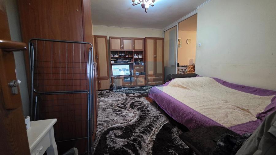 Apartament cu 2 camere semidecomandat în Crihala