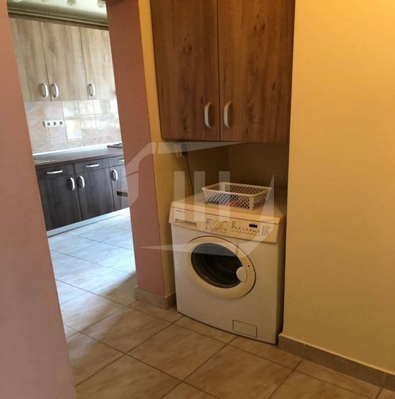 Apartament cu 3 camere semidecomandat, mobilat în Gheorgheni