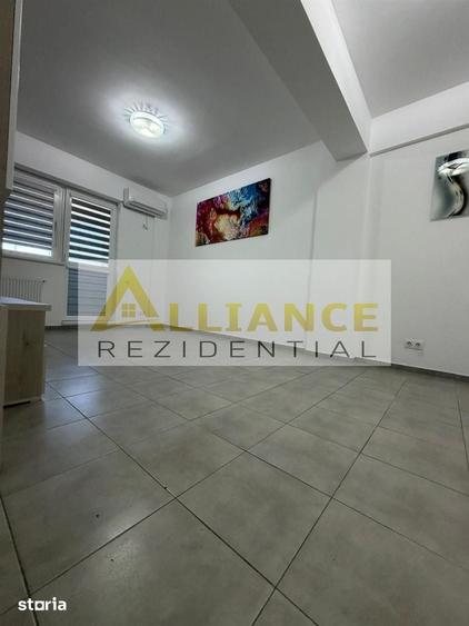 Apartament cu 2 camere în Apărătorii Patriei