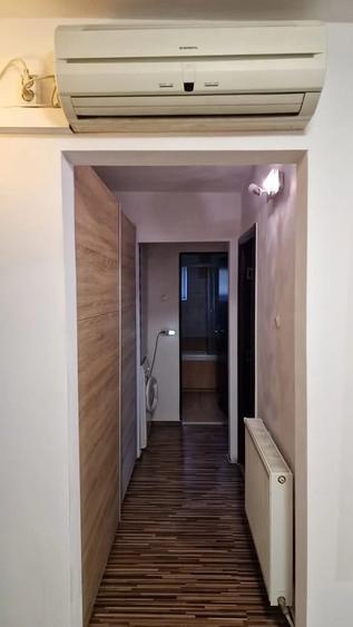 Apartament cu 3 camere decomandat în Spitalul Județean