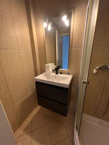 Apartament cu 3 camere decomandat în Tudor