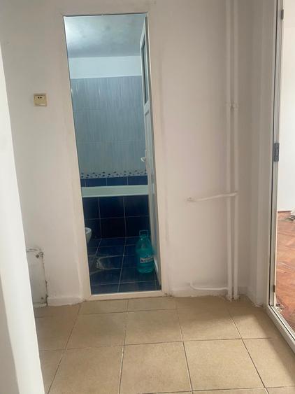 Apartament cu 2 camere decomandat în Km 4-5