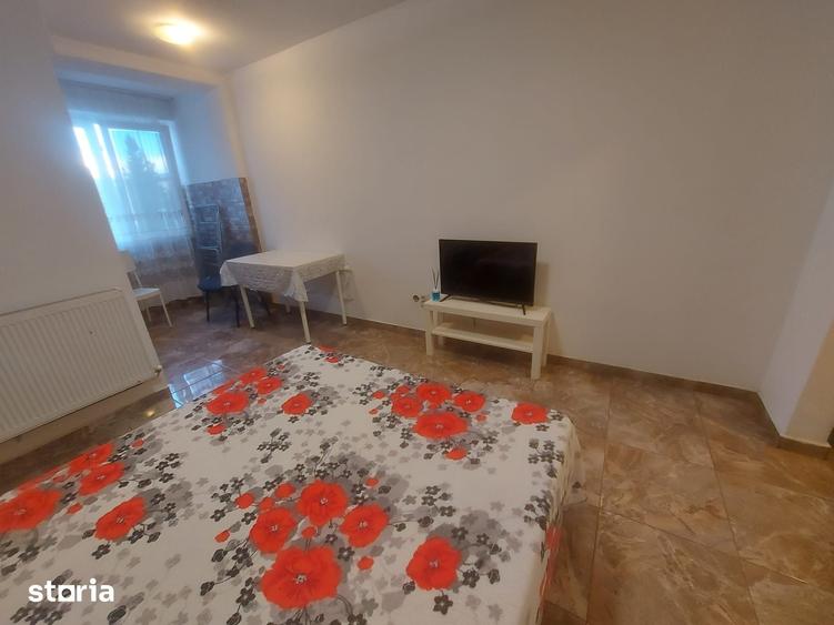 Garsonieră în Micro 9