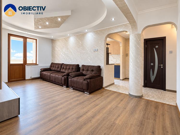 Apartament cu 4 camere decomandat în Mărăței