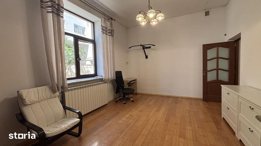 Apartament cu 2 camere în Centrul Civic