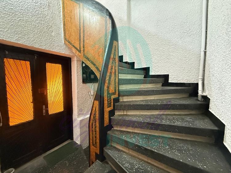 Apartament cu 4 camere semidecomandat, mobilat în Eminescu