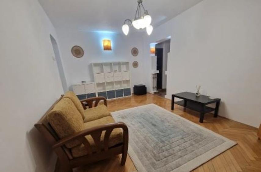 Apartament cu 2 camere semidecomandat, mobilat în Cotroceni
