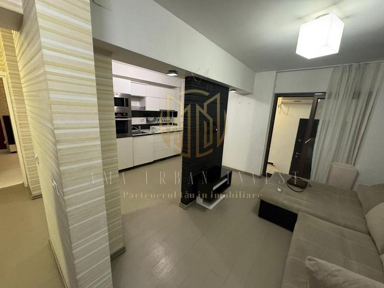 Apartament cu 3 camere semidecomandat în Lacul Tei