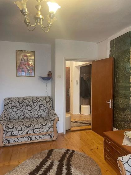 Garsonieră decomandată în Cetate