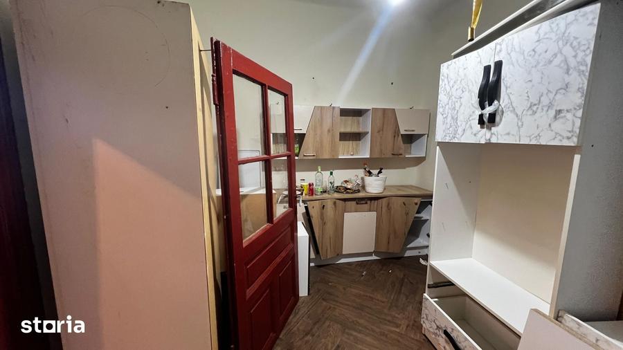 Casă cu 2 camere cu Teren 360 Mp în Central