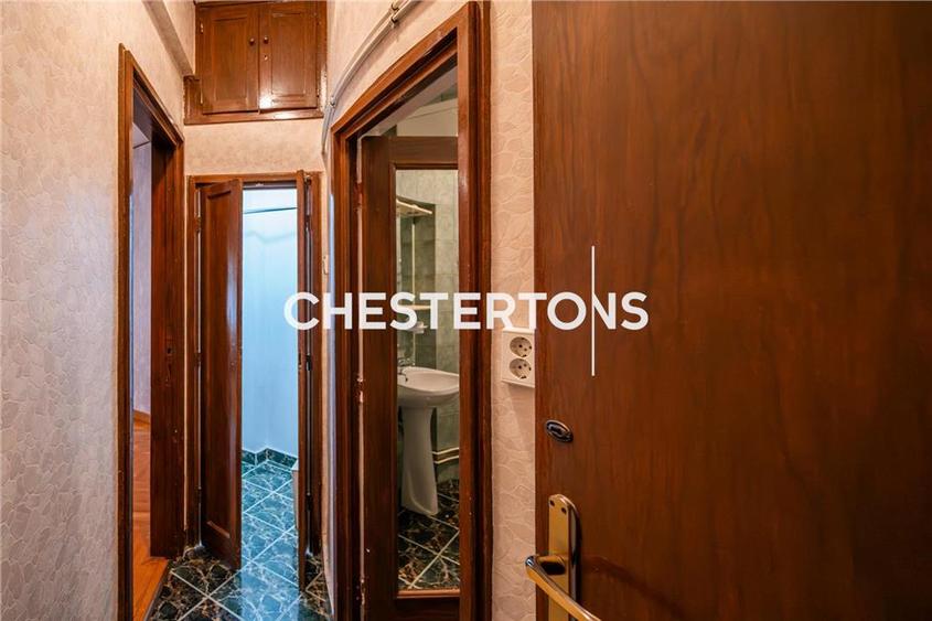 Apartament cu 5 camere circular în Calea Victoriei