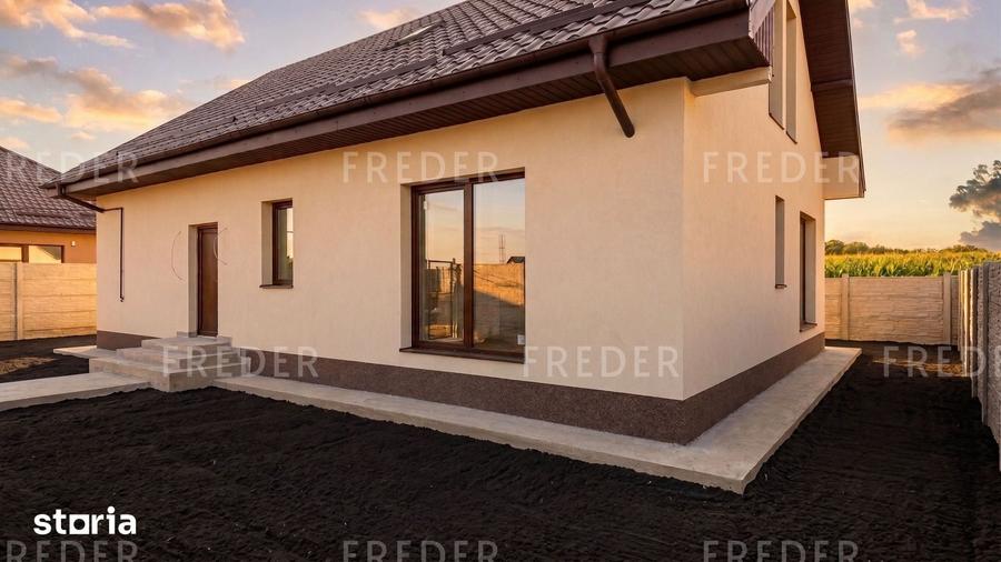 Casă cu 5 camere cu Teren 300 Mp în Dascălu