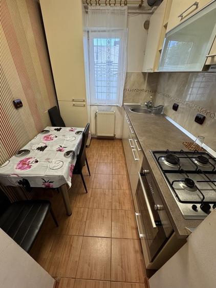 Apartament cu 2 camere semidecomandat în Zimbru