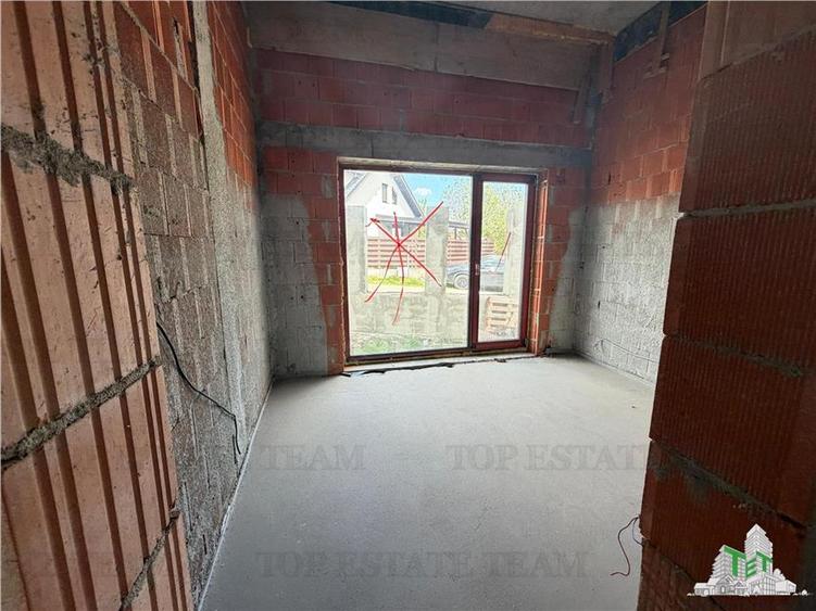 Casă individuală cu 4 camere cu Piscina în Corbeanca