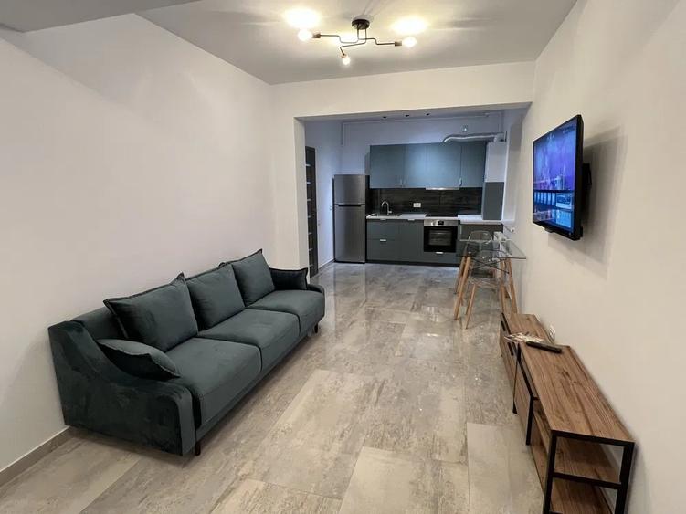 Apartament cu 2 camere, mobilat în Străulești