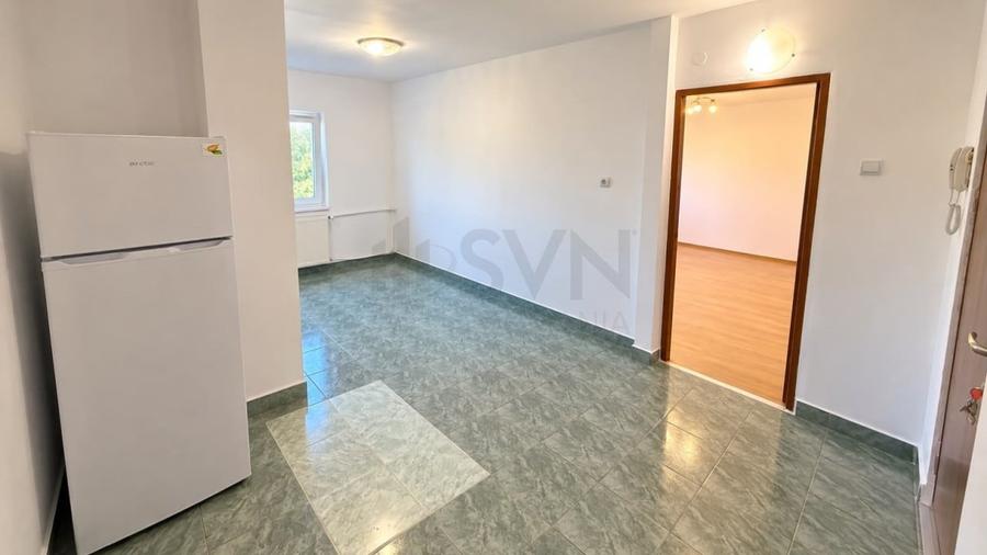 Apartament cu 2 camere decomandat în Tei