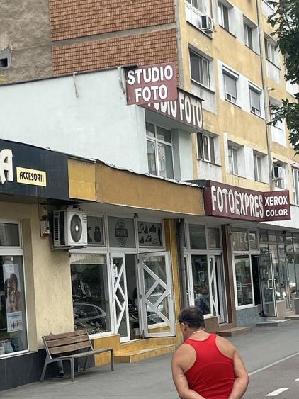 Spațiu comercial, de 50 mp, în Central