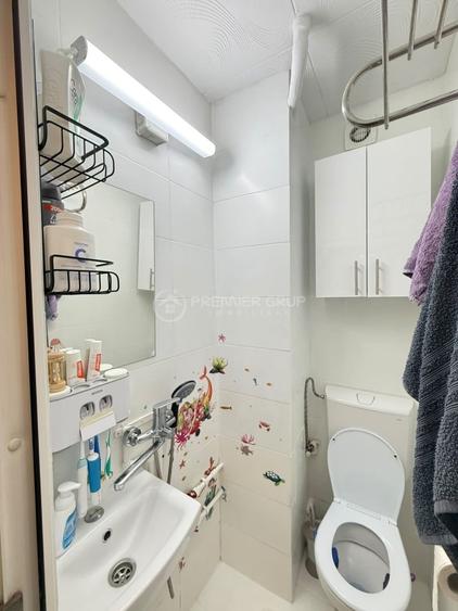 Apartament cu 2 camere în Podu Roș